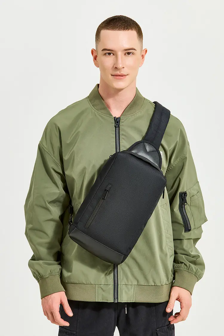 Túi đeo chéo nam thời trang in logo theo yêu cầu tui deo cheo nam thoi trang in logo theo yeu cau 18